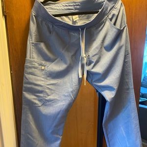 Women’s FIGS Scrub Pants Size Petite Large